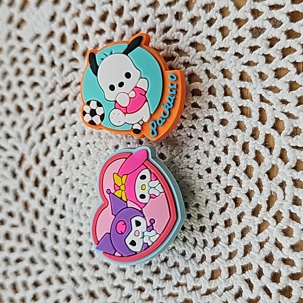 Sanrio Characters Crock charms set of 2. NEW
